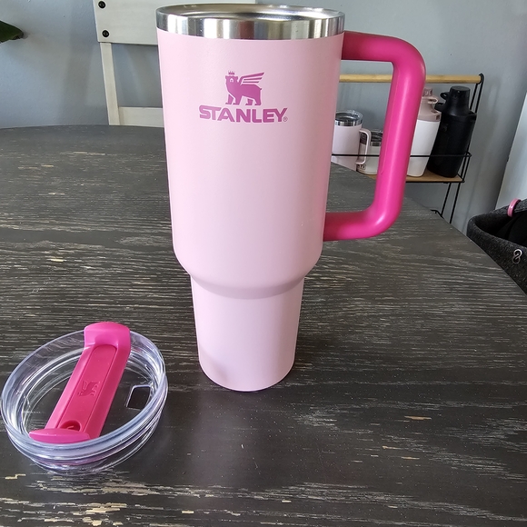 Stanley Pink Tumbler with Handle 40oz - Picture 6 of 7